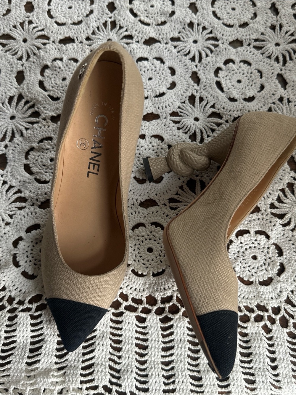 CHANEL canvas knot heels - Picture 4 of 6